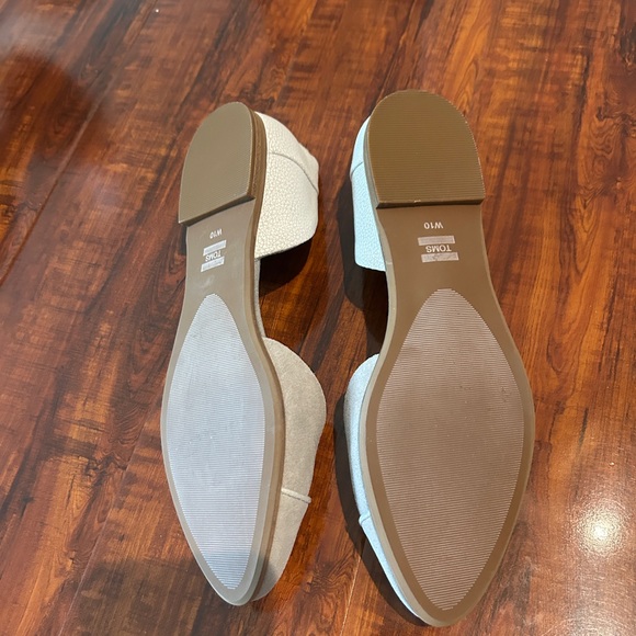 Tom's Jutti D'Orsay Flats- Size 10, gray and white - Picture 4 of 4
